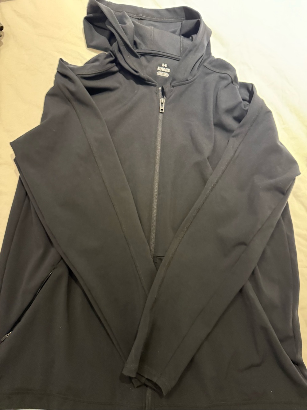Under Armour Men’s Black Lightweight Hooded Zip Jacket